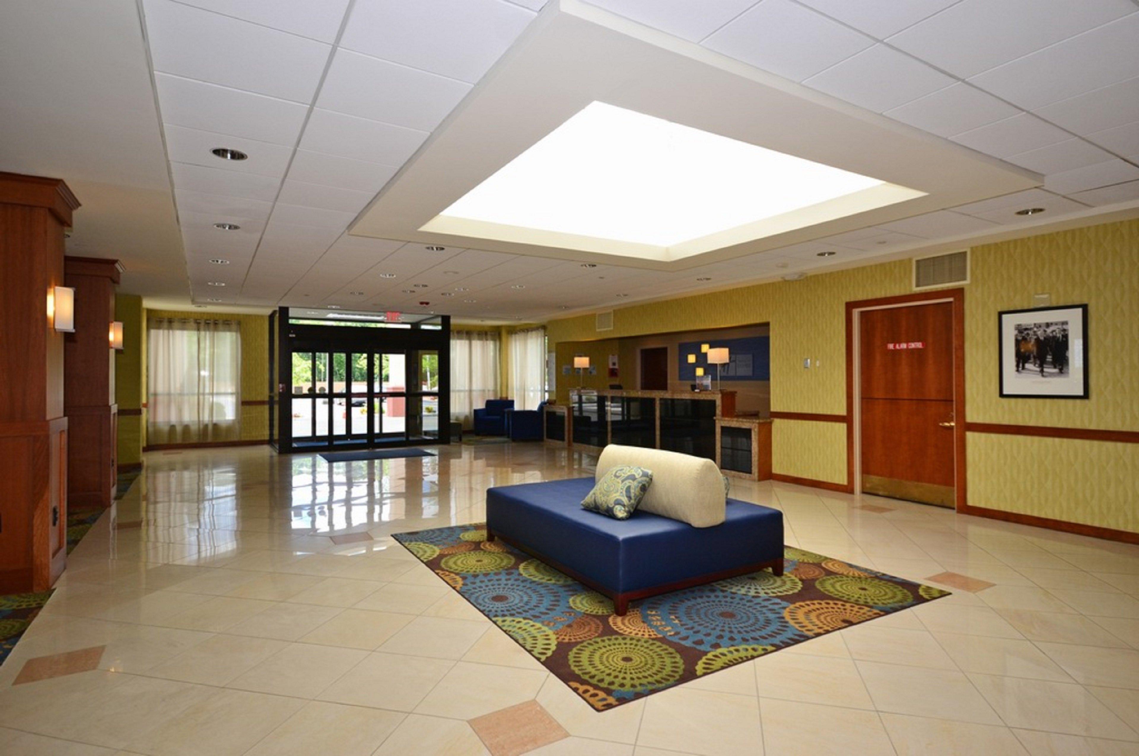 Holiday Inn Express Boston Brockton By Ihg Ngoại thất bức ảnh