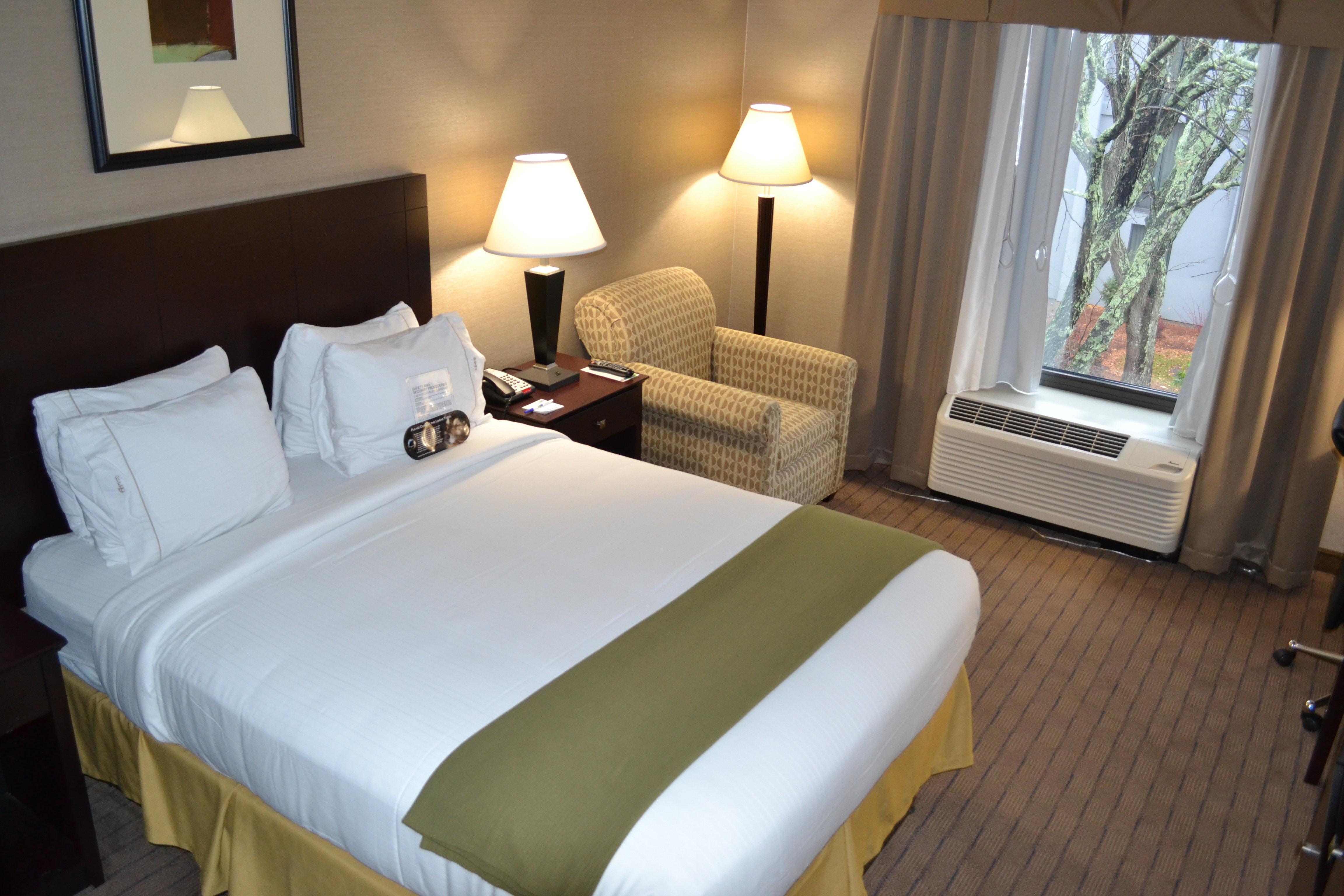 Holiday Inn Express Boston Brockton By Ihg Ngoại thất bức ảnh