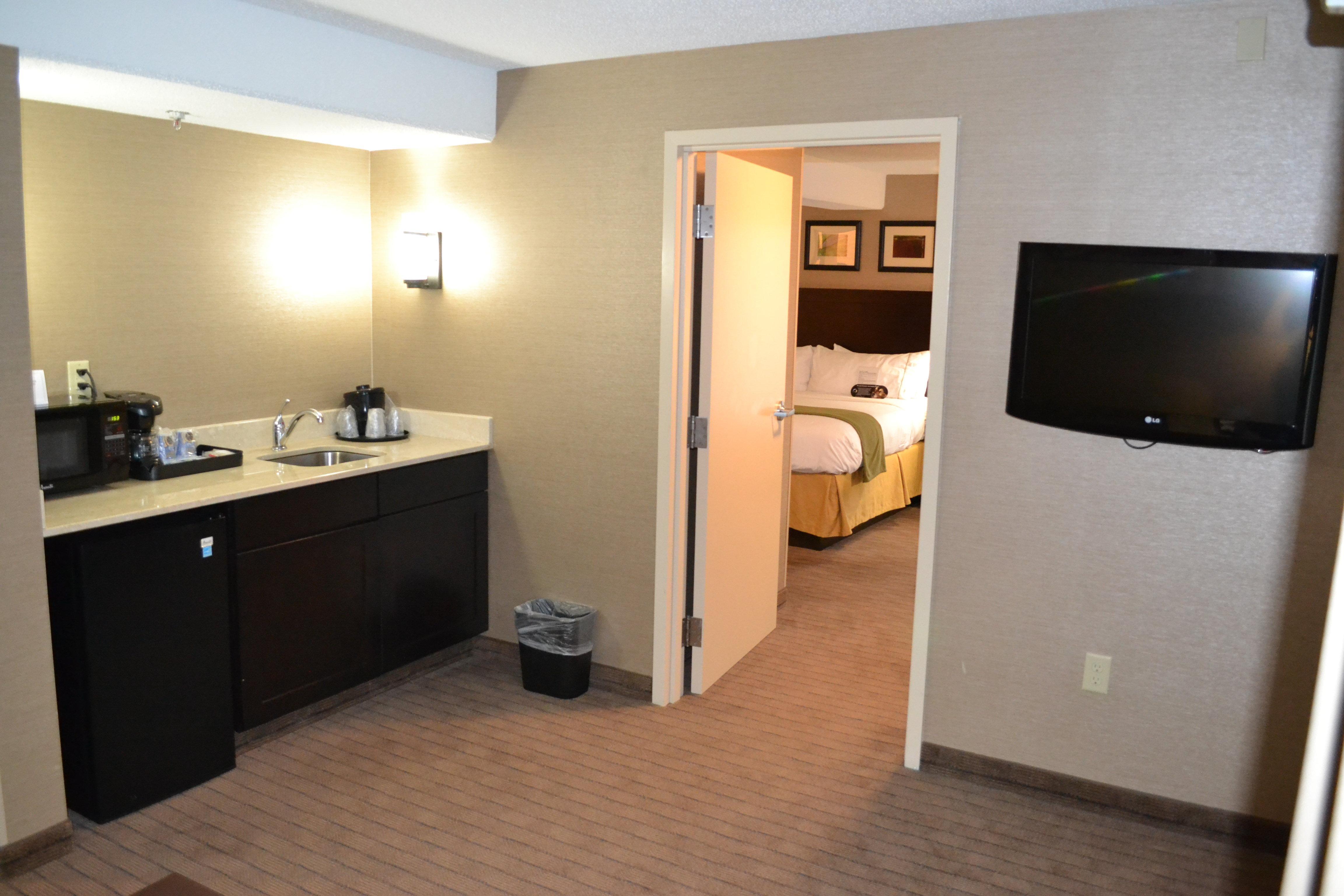 Holiday Inn Express Boston Brockton By Ihg Ngoại thất bức ảnh