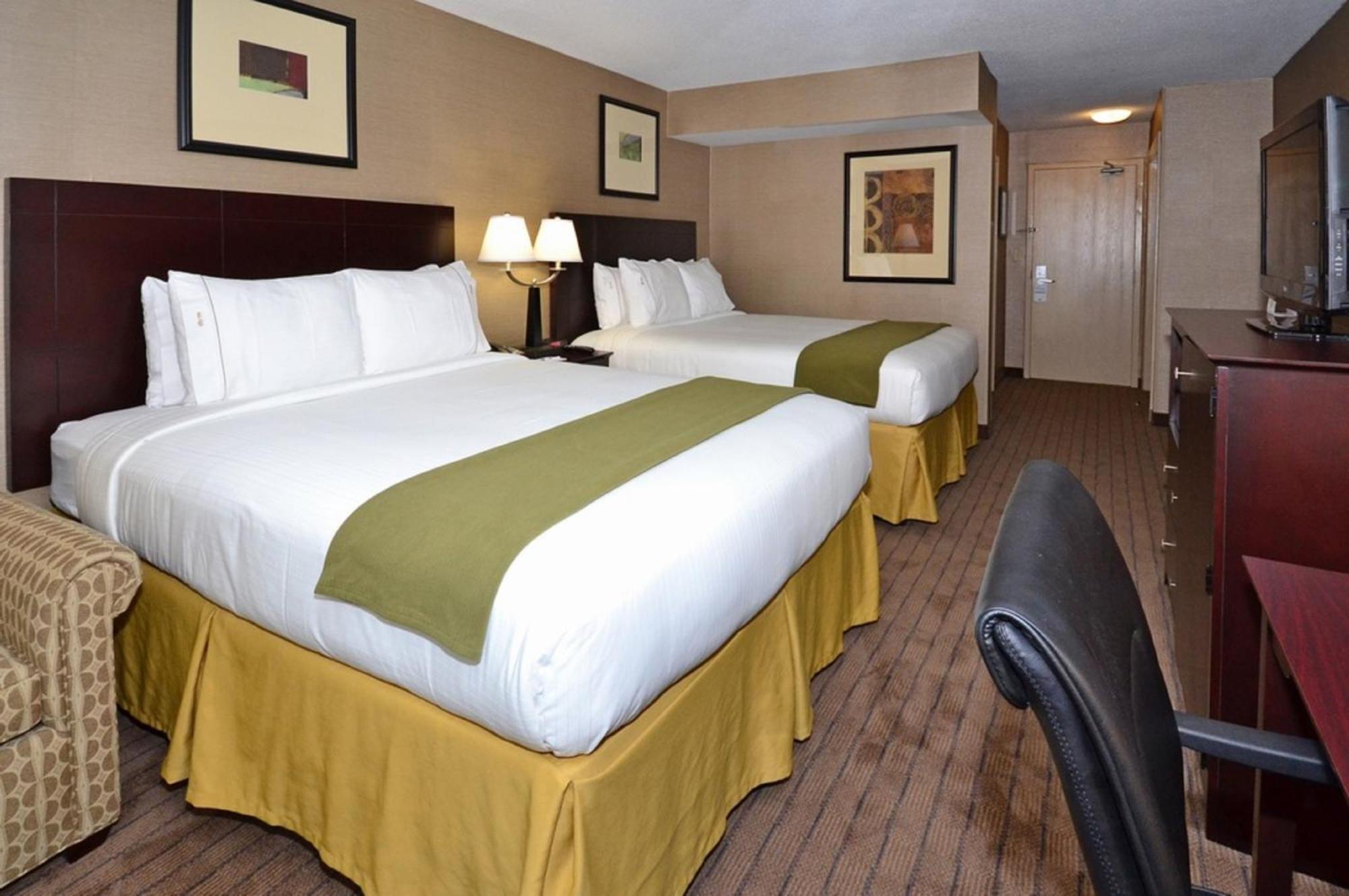 Holiday Inn Express Boston Brockton By Ihg Ngoại thất bức ảnh